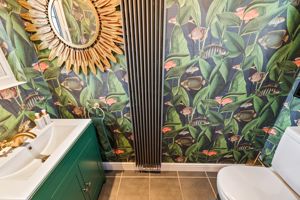 WC- click for photo gallery